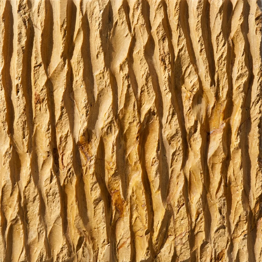 تفوح (ذهبي) · حز طب (ممشّط، شاحوطة)